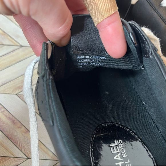 Michael kors | women black leather lace up sneakers - Picture 2 of 6